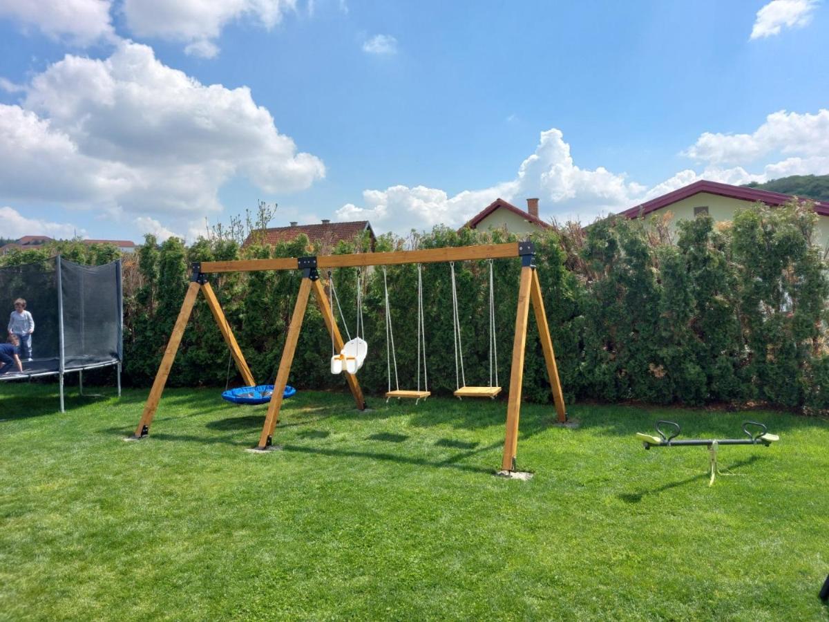 Aria apartmani Vrdnik Bagian luar foto
