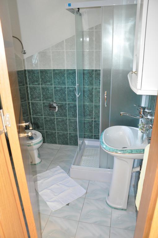 Aria apartmani Vrdnik Bagian luar foto